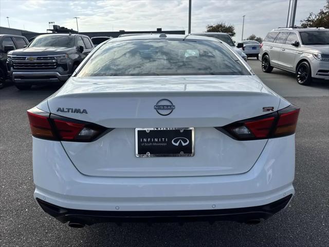 2025 Nissan Altima SR FWD