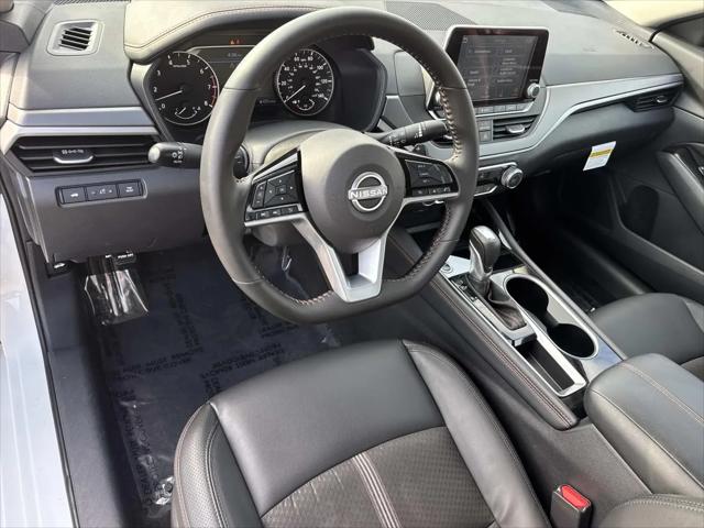 2025 Nissan Altima SR FWD