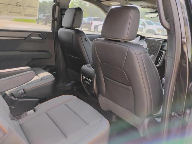 2026 GMC Acadia AT4 AWD