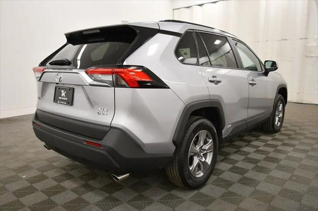 2025 Toyota RAV4 Hybrid XLE