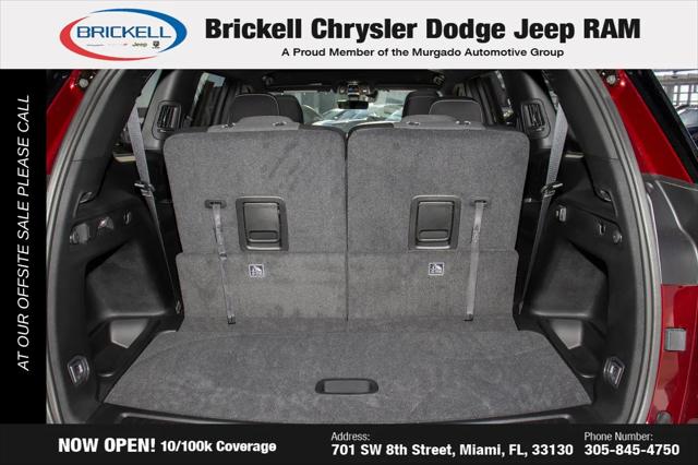 2025 Jeep Grand Cherokee L Laredo 4x2