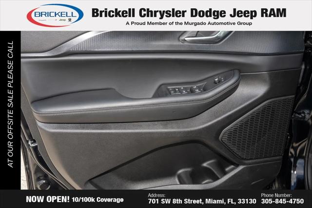 2025 Jeep Grand Cherokee Laredo 4x4