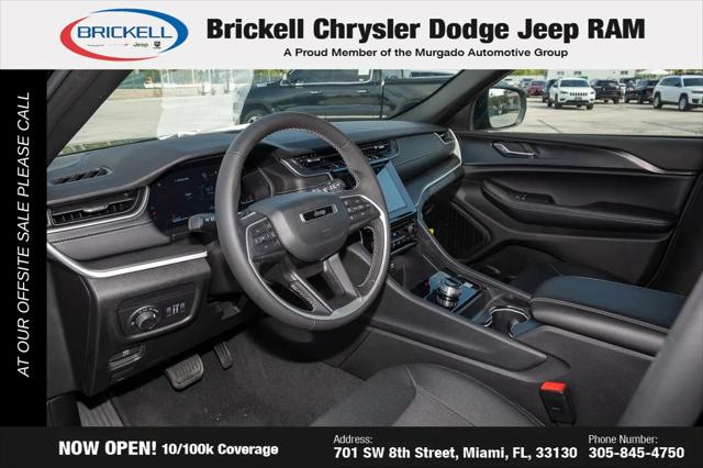 2025 Jeep Grand Cherokee Laredo 4x4