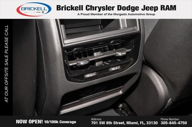 2025 Jeep Grand Cherokee Laredo 4x4