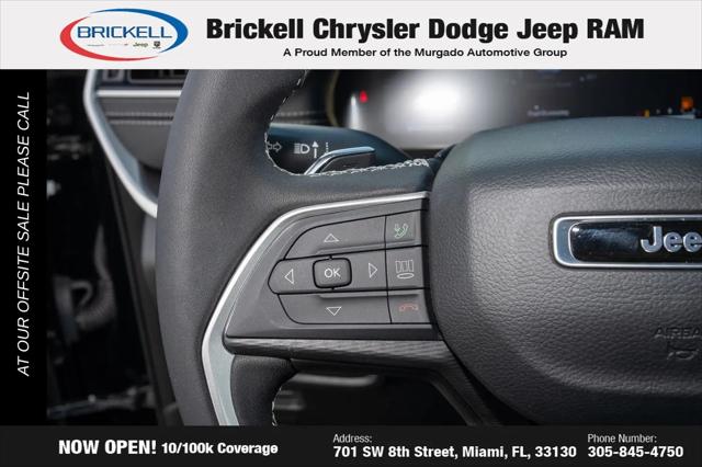 2025 Jeep Grand Cherokee Laredo 4x4