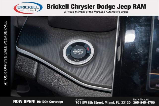 2025 Jeep Grand Cherokee Laredo 4x4