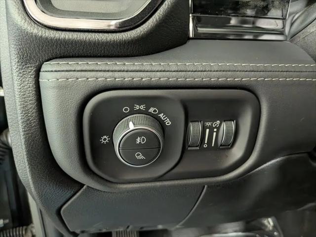 2026 Ram 3500 Limited Crew Cab 4x4 8' Box