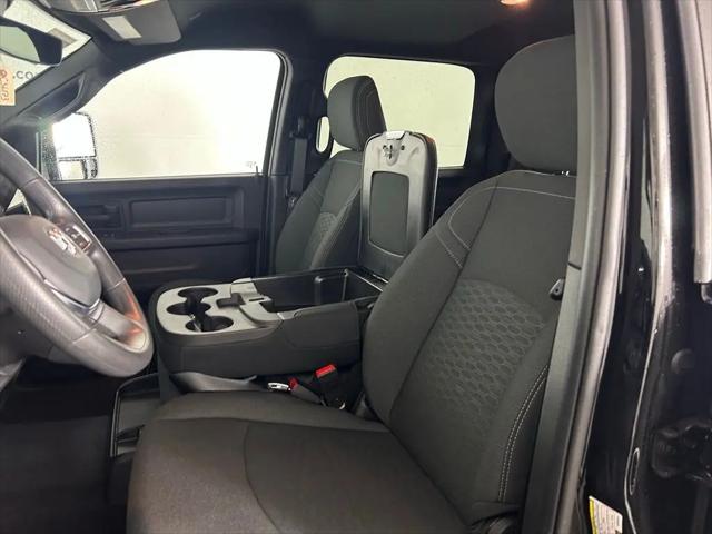 2026 Ram 2500 Black Express Crew Cab 4x4 64 Box
