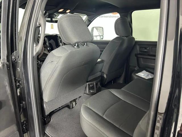 2026 Ram 2500 Black Express Crew Cab 4x4 64 Box