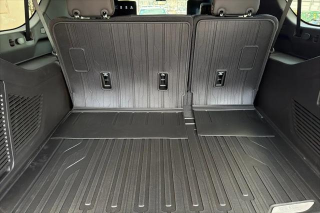 2026 GMC Yukon XL 4WD AT4