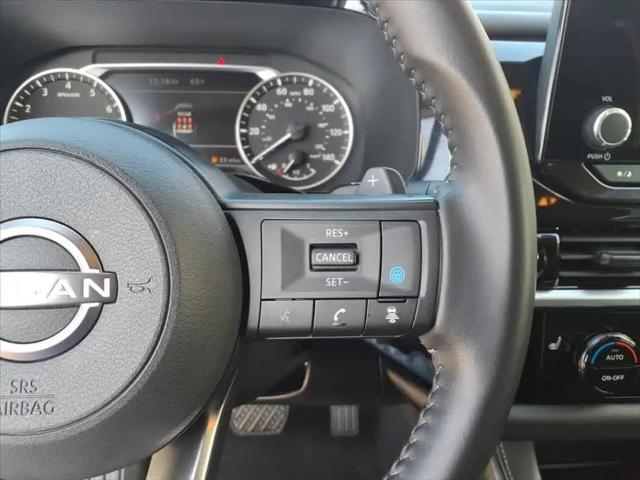 2025 Nissan Pathfinder SV FWD
