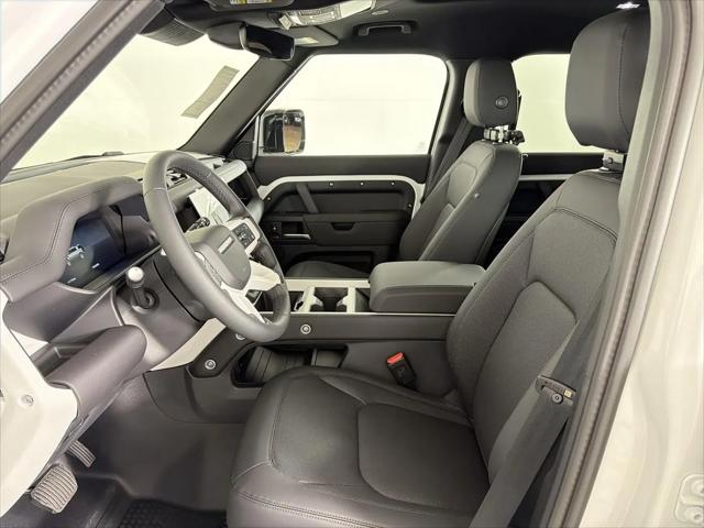 2026 Land Rover Defender P400 X-Dynamic SE