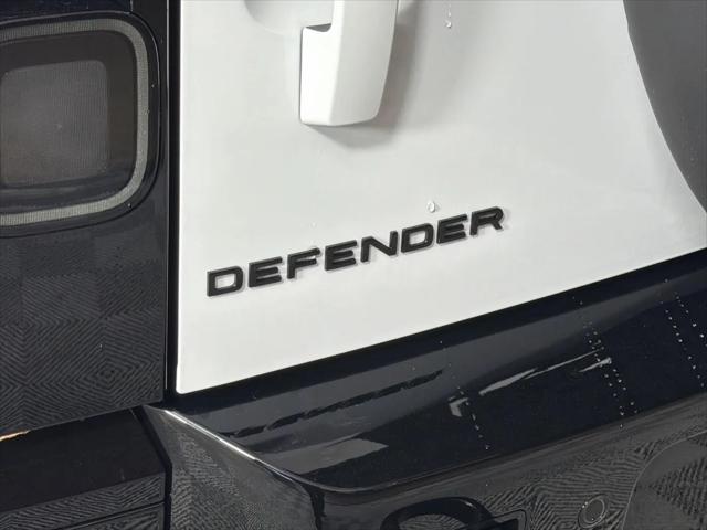 2026 Land Rover Defender P400 X-Dynamic SE
