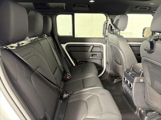 2026 Land Rover Defender P400 X-Dynamic SE