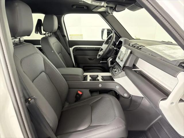 2026 Land Rover Defender P400 X-Dynamic SE