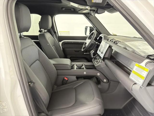 2026 Land Rover Defender P400 X-Dynamic SE