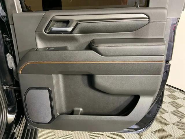 2024 GMC Sierra 2500HD 4WD Crew Cab Standard Bed AT4
