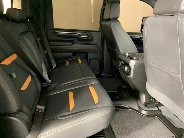 2024 GMC Sierra 2500HD 4WD Crew Cab Standard Bed AT4