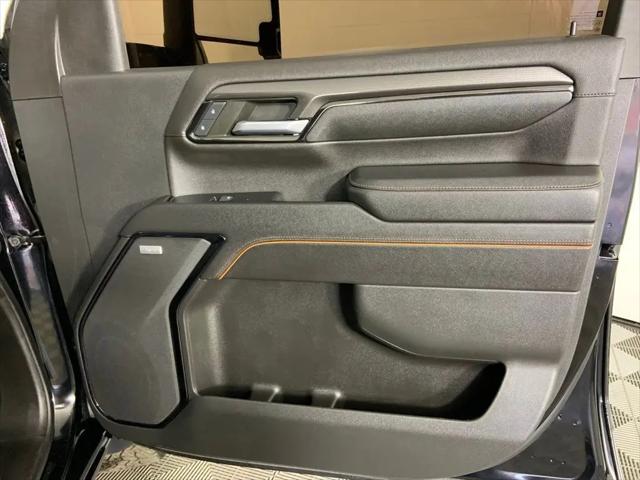 2024 GMC Sierra 2500HD 4WD Crew Cab Standard Bed AT4
