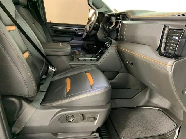 2024 GMC Sierra 2500HD 4WD Crew Cab Standard Bed AT4