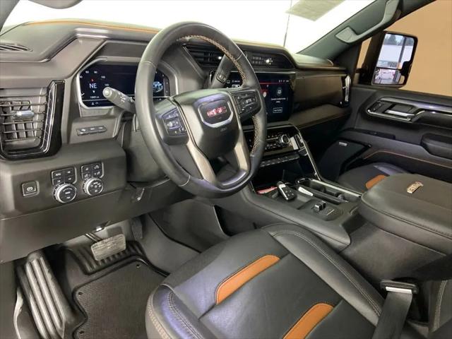 2024 GMC Sierra 2500HD 4WD Crew Cab Standard Bed AT4