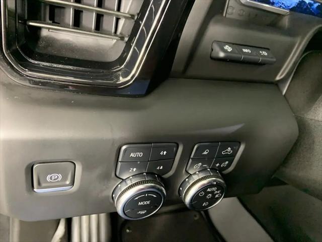 2024 GMC Sierra 2500HD 4WD Crew Cab Standard Bed AT4