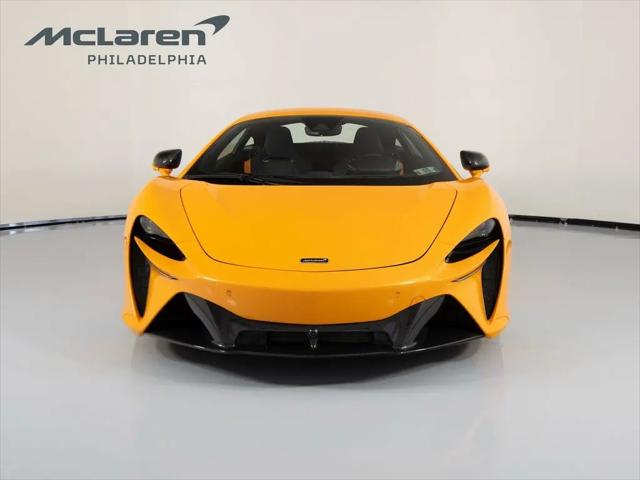 2023 McLaren Artura TechLux
