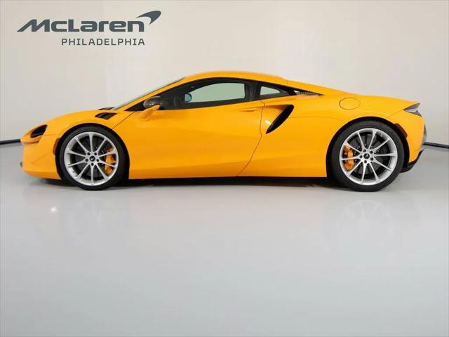 2023 McLaren Artura TechLux
