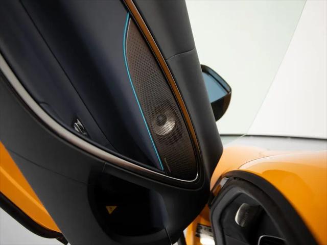 2023 McLaren Artura TechLux