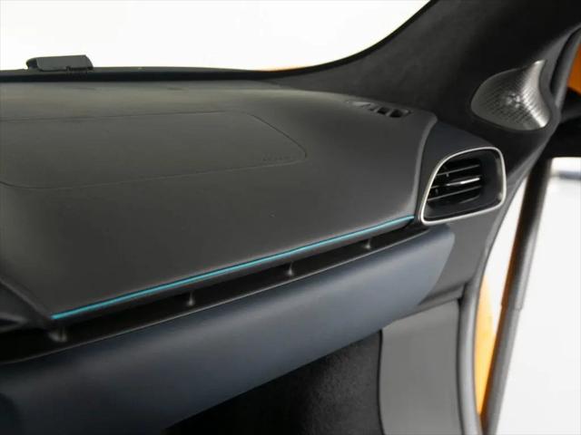2023 McLaren Artura TechLux
