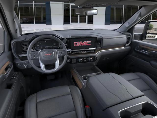 2026 GMC Sierra 2500HD Crew Cab, Standard Bed, SLT, 4WD