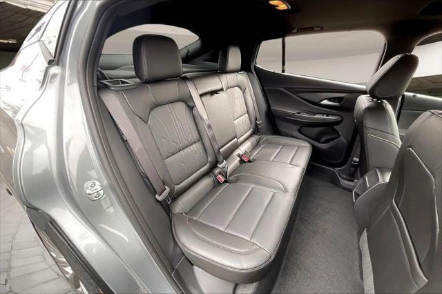 2026 Buick NV Avenir FWD