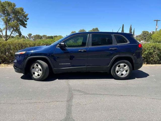 2016 Jeep Cherokee Sport