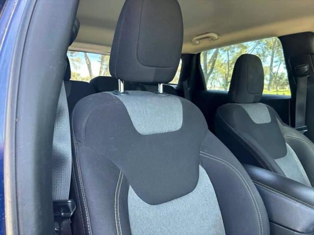 2016 Jeep Cherokee Sport