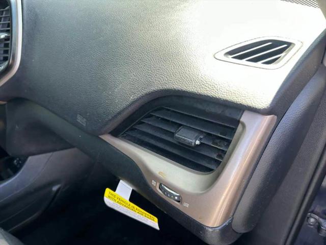 2016 Jeep Cherokee Sport