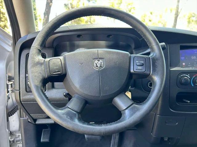 2004 Dodge Ram 3500 SLT/Laramie