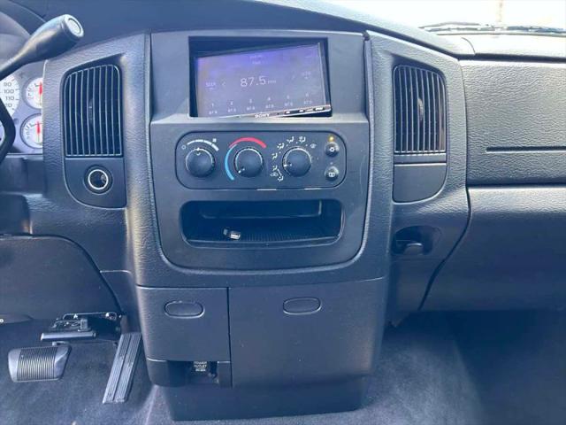 2004 Dodge Ram 3500 SLT/Laramie