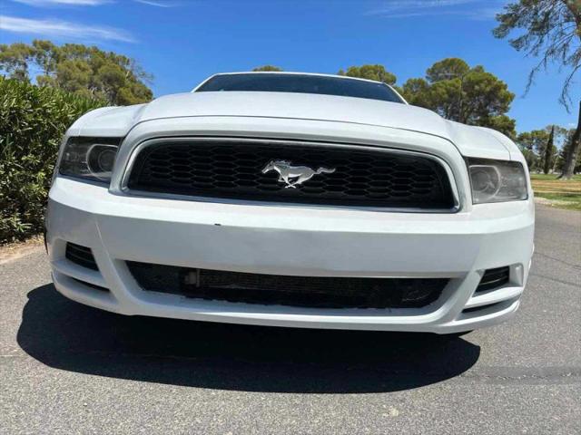 2014 Ford Mustang V6