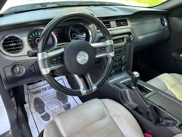2014 Ford Mustang V6
