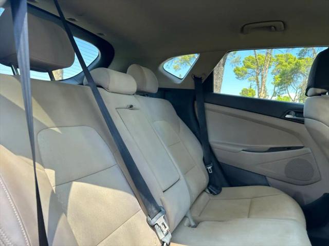 2016 Hyundai Tucson SE