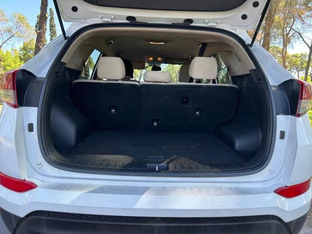 2016 Hyundai Tucson SE