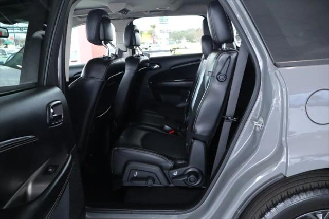 2020 Dodge Journey Crossroad