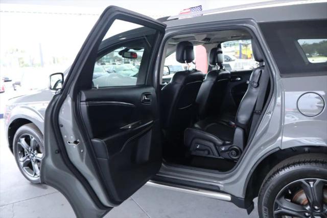 2020 Dodge Journey Crossroad