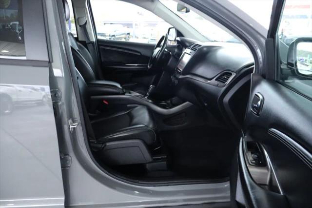 2020 Dodge Journey Crossroad