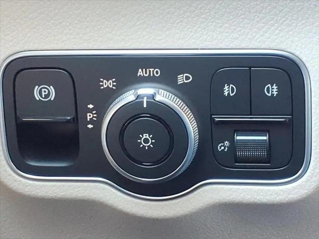 2026 Mercedes-Benz GLB 4MATIC