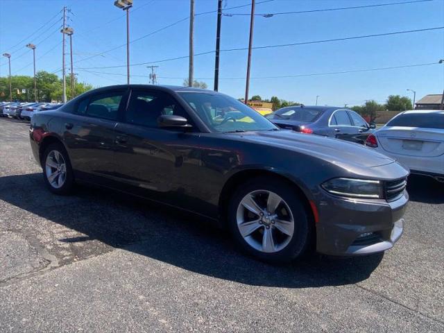 2017 Dodge Charger SXT RWD