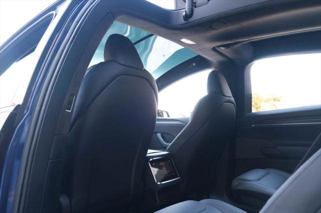 2023 Tesla Model X Plaid Tri Motor All-Wheel Drive