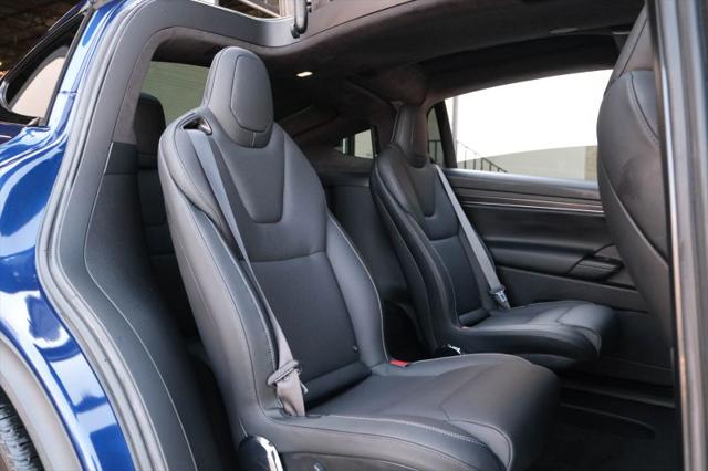2023 Tesla Model X Plaid Tri Motor All-Wheel Drive