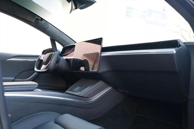 2023 Tesla Model X Plaid Tri Motor All-Wheel Drive