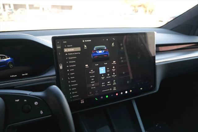2023 Tesla Model X Plaid Tri Motor All-Wheel Drive